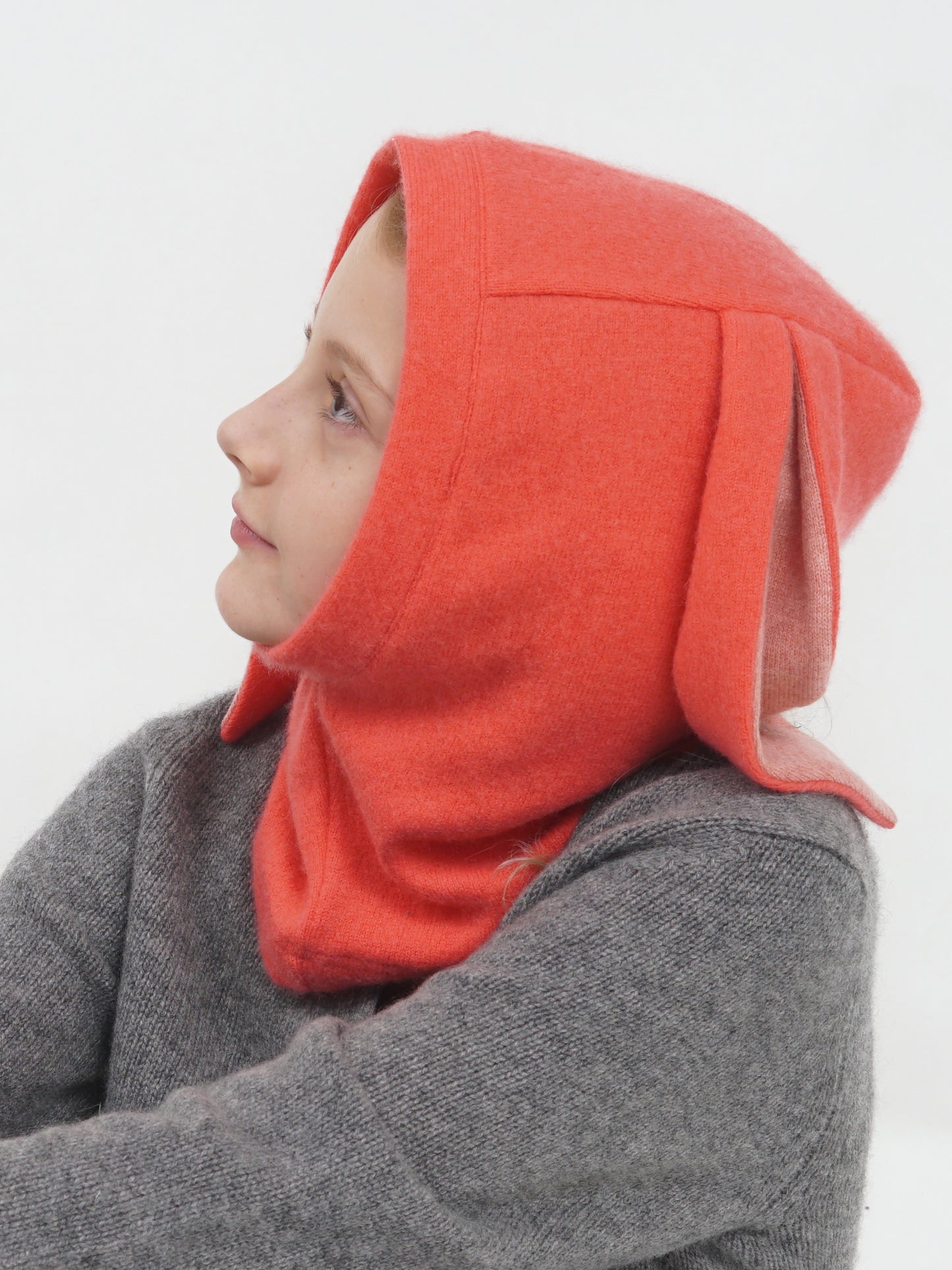 Kominiarka Coral Bunny