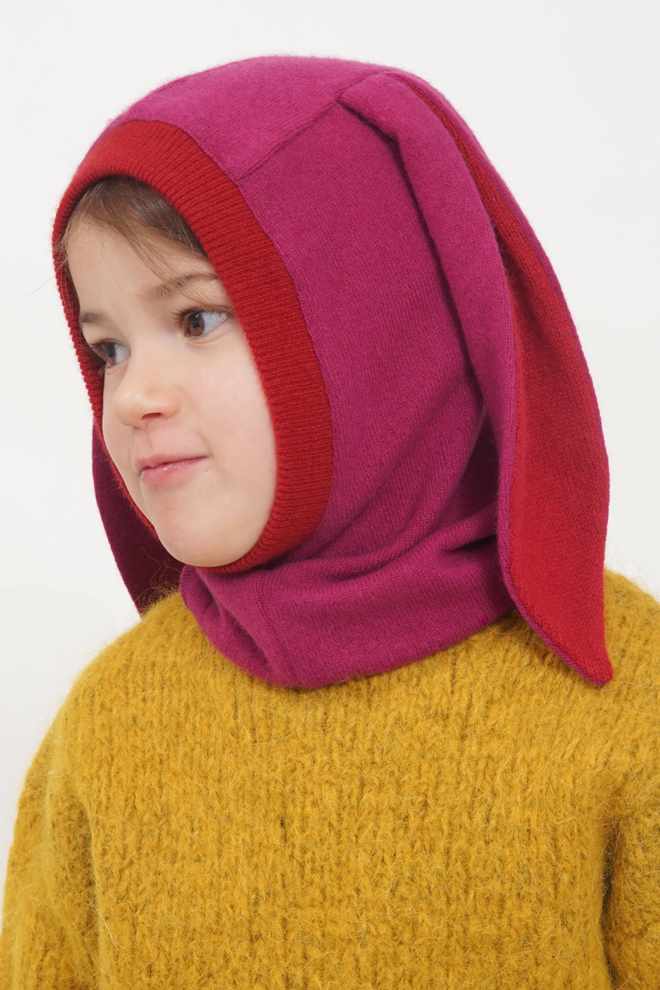 Kominiarka Burgundy Bunny