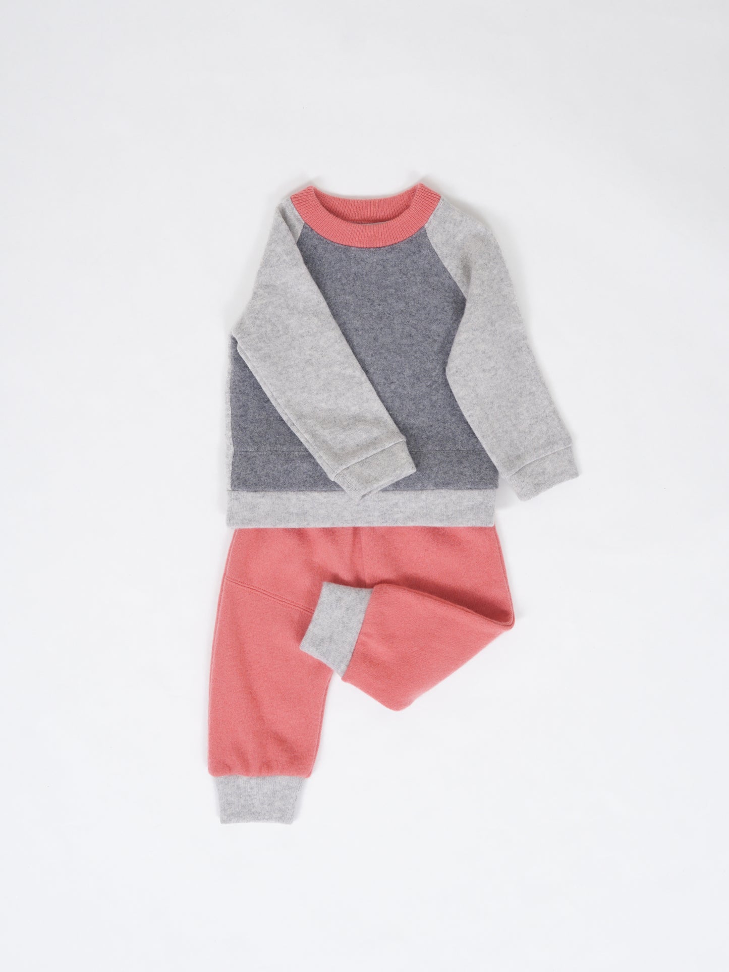 Kaszmirowy komplet Grey&Coral