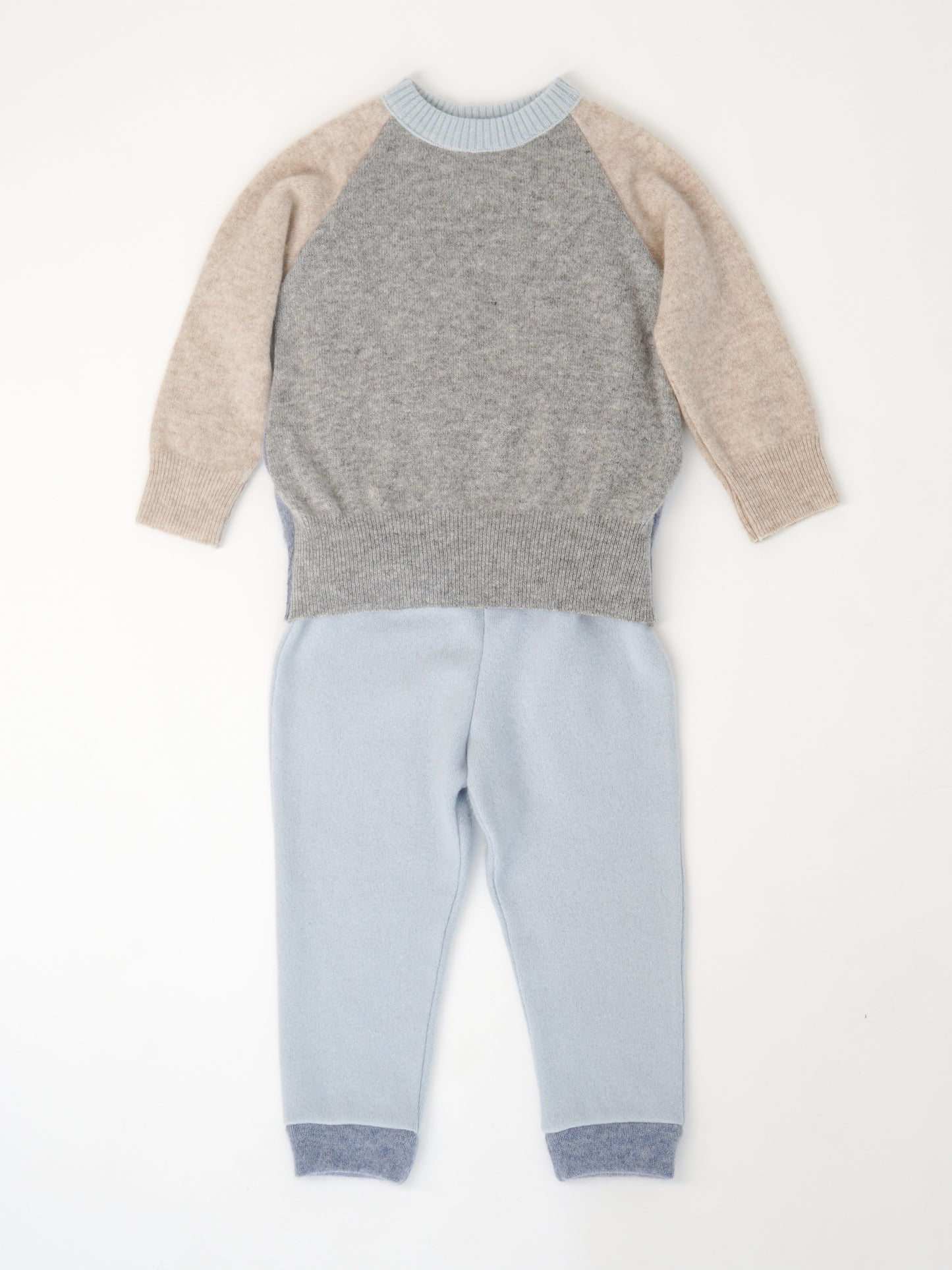 Kaszmirowy Dres Set