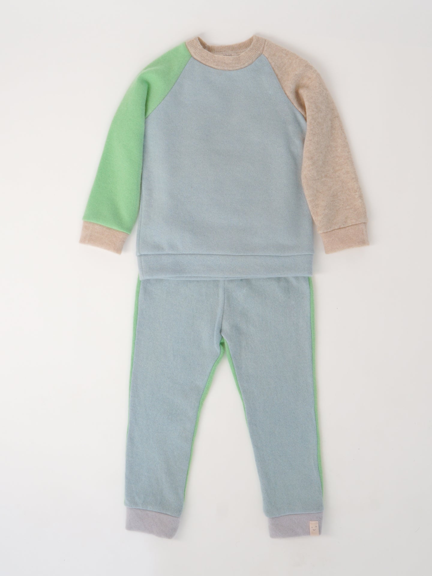 Kaszmirowy Dres Set