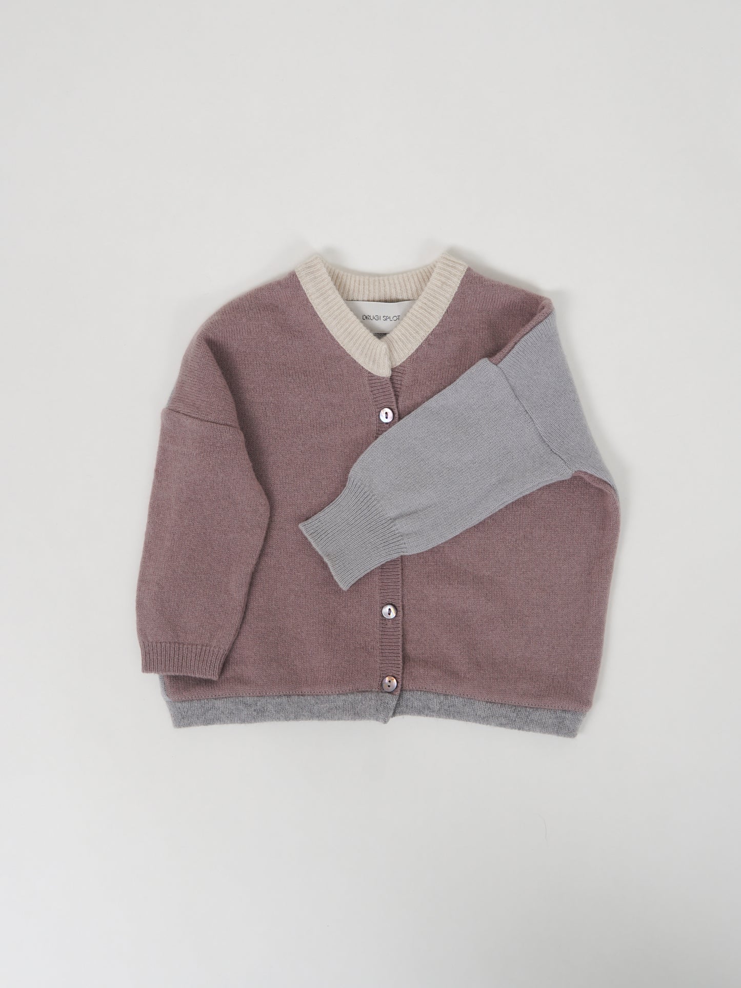 Wrzosowy cardigan z kaszmiru