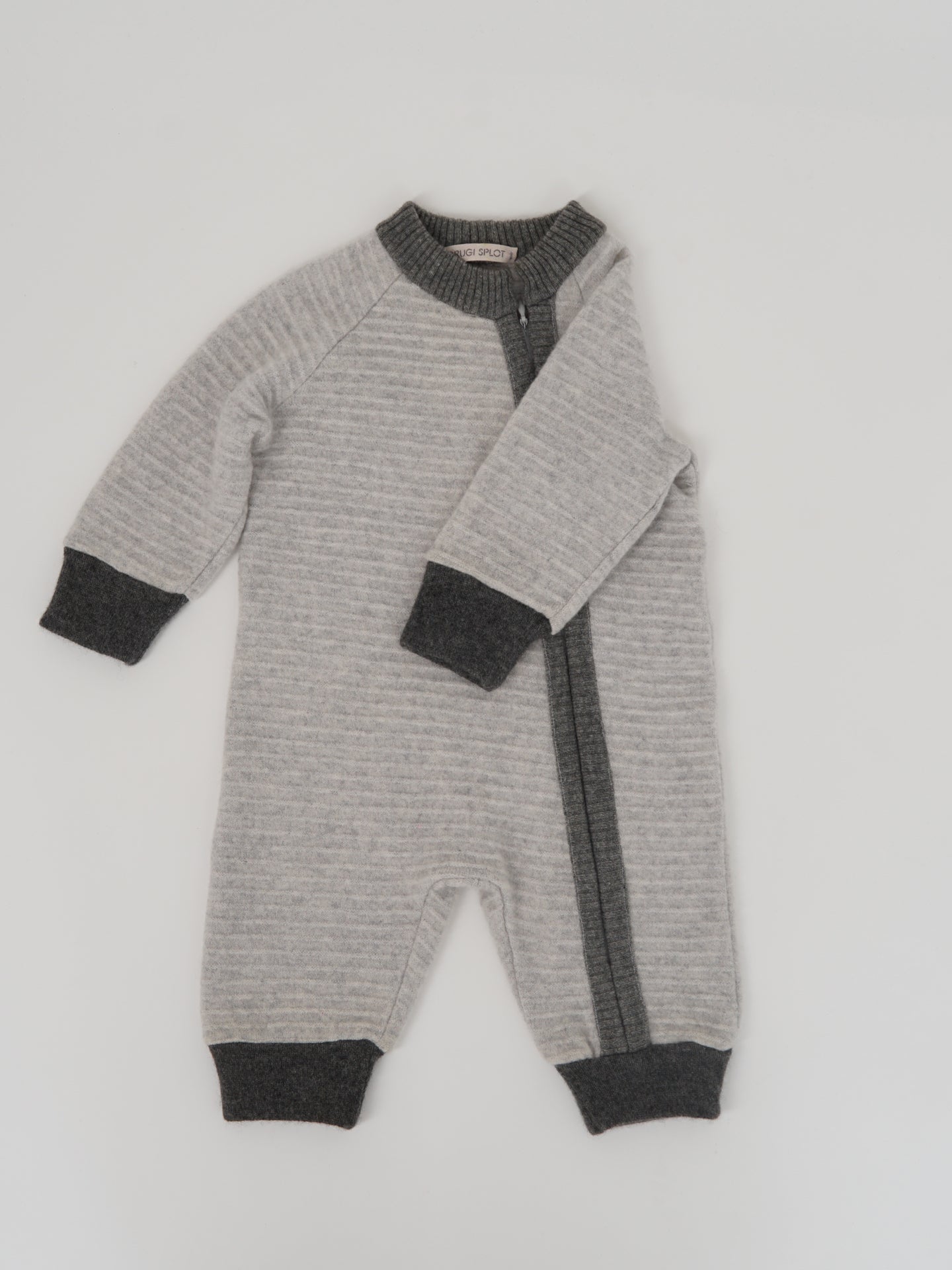 Kaszmirowy Rampers 3-6m
