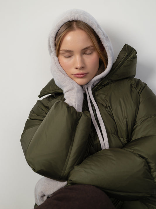 Cashmere Hood & Gloves