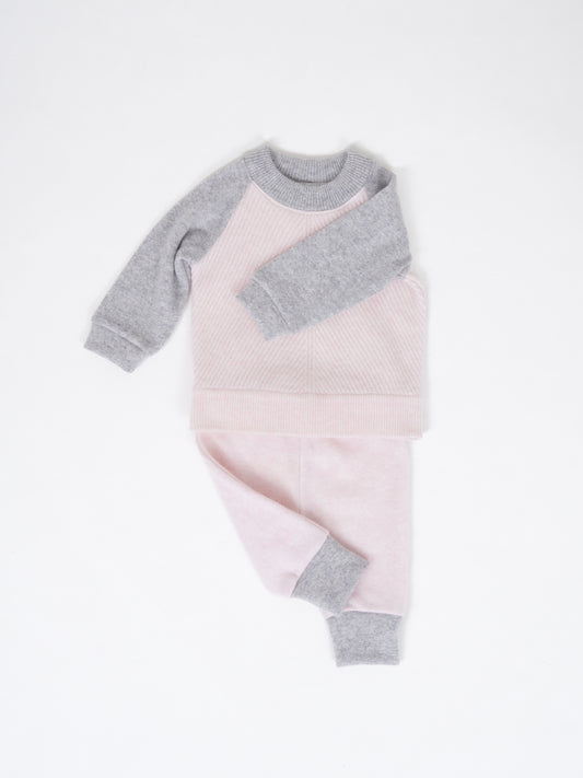 Kaszmirowy komplet Baby Pink