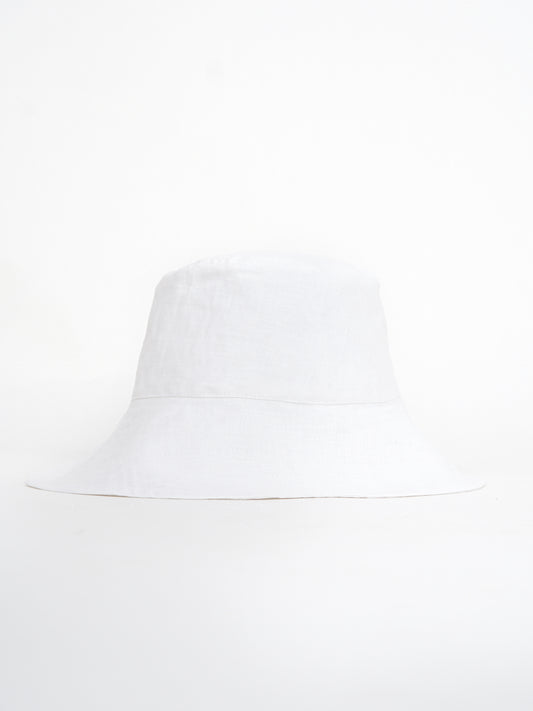 Chapeau d'été blanc